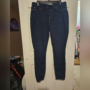 Levi's Totally Shaping Pull-on Skinny Jeans sz 16L